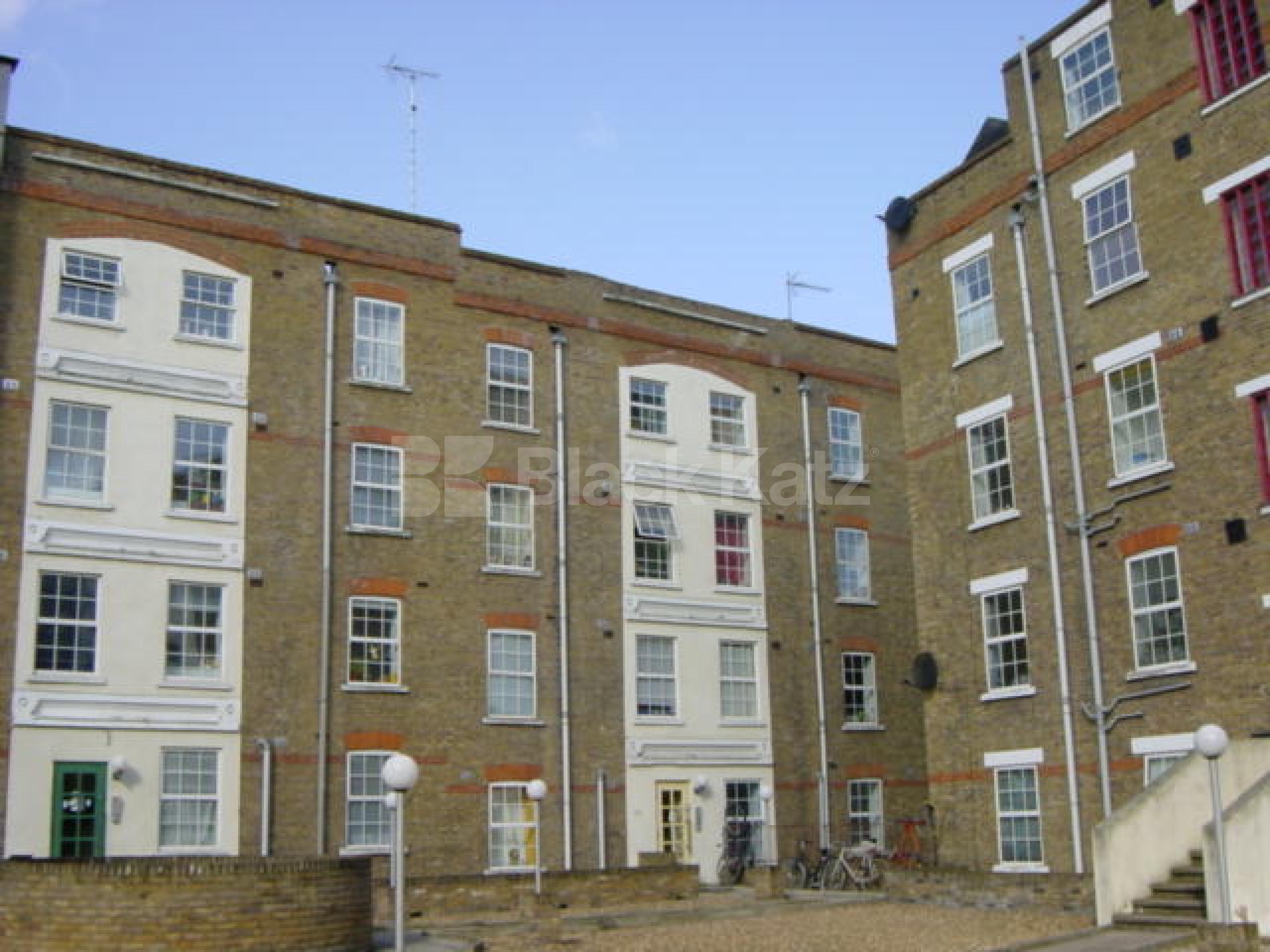 			1 Bedroom, 1 bath, 1 reception Flat			 ARCADIA COURT, SPITALFIELDS eE1